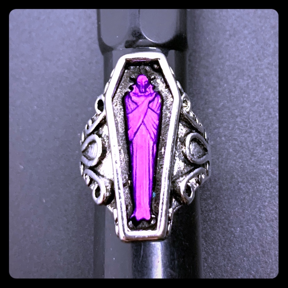 Vampire coffin ring goth emo punk Wicca unisex